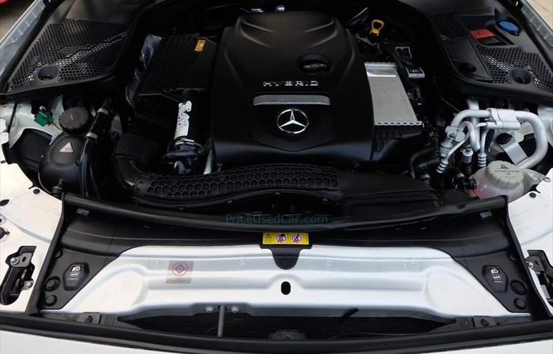 ขายรถเก๋งมือสอง-mercedes-benz-เมอร์เซเดสเบนซ์-c350e-รถปี2017-รหัส73216-67061beb.jpg ขายรถเก๋งมือสอง-mercedes-benz-เมอร์เซเดสเบนซ์-c350e-รถปี2017-รหัส73216-67061beb.jpg