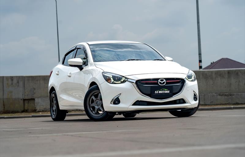 ขายรถเก๋งมือสอง mazda 2 รถปี2017 รหัส 73230 รูปที่1