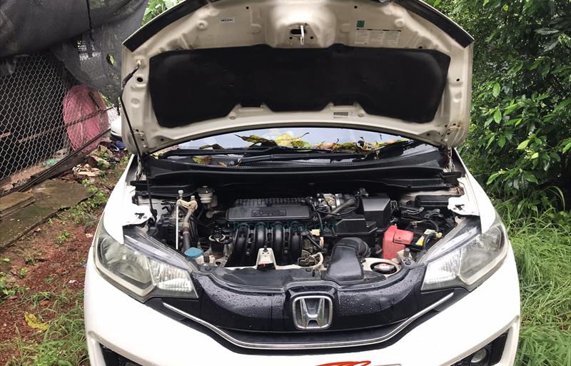 ขายรถเก๋งมือสอง-honda-ฮอนด้า-jazz-แจ๊ส-รถปี2014-รหัส73249-720bea55.jpg ขายรถเก๋งมือสอง-honda-ฮอนด้า-jazz-แจ๊ส-รถปี2014-รหัส73249-720bea55.jpg