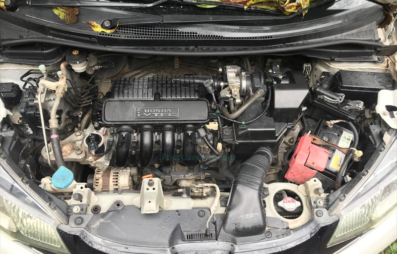 ขายรถเก๋งมือสอง-honda-ฮอนด้า-jazz-แจ๊ส-รถปี2014-รหัส73249-f9f72792.jpg ขายรถเก๋งมือสอง-honda-ฮอนด้า-jazz-แจ๊ส-รถปี2014-รหัส73249-f9f72792.jpg