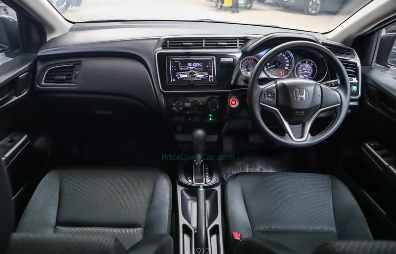 ขายรถเก๋งมือสอง-honda-ฮอนด้า-city-ซิตี้-รถปี2018-รหัส73257-5548c869.jpg ขายรถเก๋งมือสอง-honda-ฮอนด้า-city-ซิตี้-รถปี2018-รหัส73257-5548c869.jpg