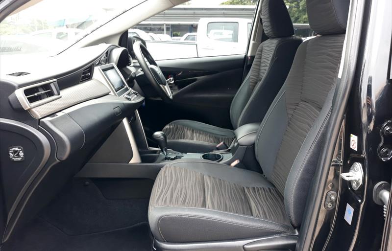 ขายรถตู้มือสอง-toyota-โตโยต้า-innova-อินโนวา-รถปี2018-รหัส73288-855ae620.jpg ขายรถตู้มือสอง-toyota-โตโยต้า-innova-อินโนวา-รถปี2018-รหัส73288-855ae620.jpg