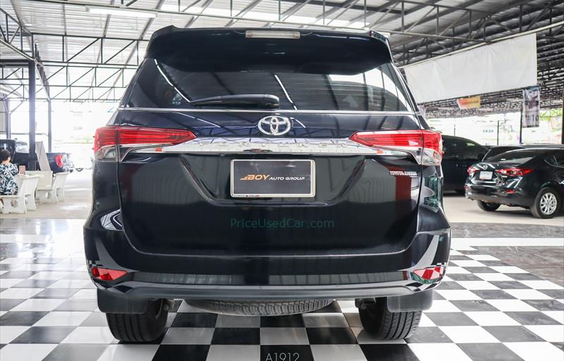 ขายรถ-suv-มือสอง-toyota-โตโยต้า-fortuner-ฟอร์จูนเนอร์-รถปี2018-รหัส73289-f995195d.jpg ขายรถ-suv-มือสอง-toyota-โตโยต้า-fortuner-ฟอร์จูนเนอร์-รถปี2018-รหัส73289-f995195d.jpg