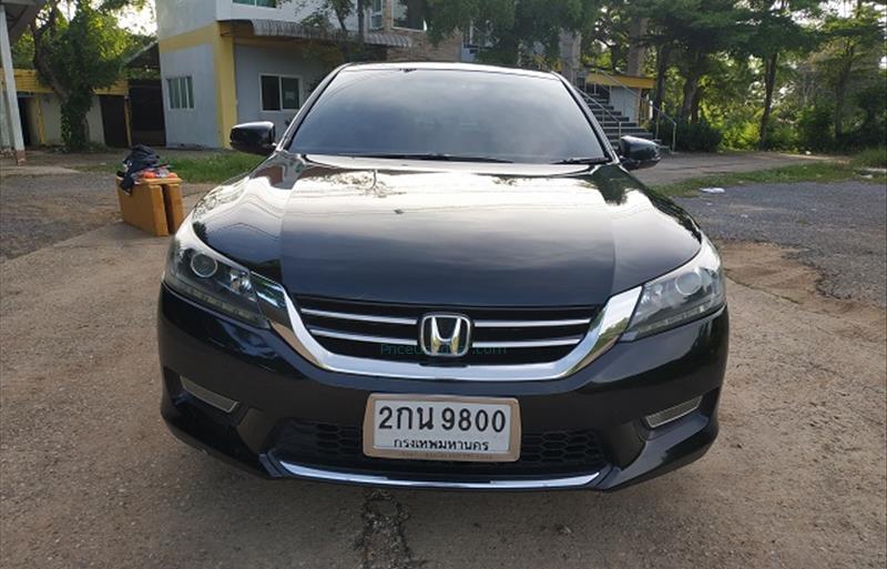 ขายรถเก๋งมือสอง honda accord รถปี2013 รหัส 73294 รูปที่1