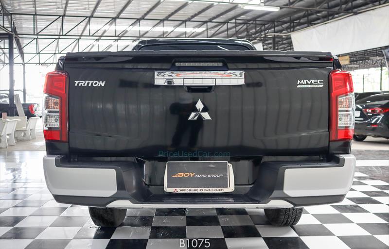 ขายรถกระบะมือสอง mitsubishi triton รถปี2020 รหัส 73298 รูปที่3