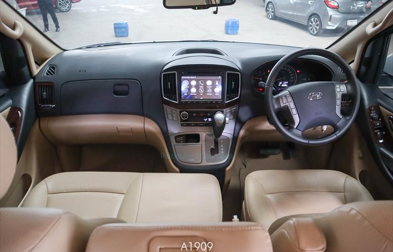 ขายรถตู้มือสอง-hyundai-ฮุนได-grand-starex-รถปี2022-รหัส73301-9bfecda3.jpg ขายรถตู้มือสอง-hyundai-ฮุนได-grand-starex-รถปี2022-รหัส73301-9bfecda3.jpg
