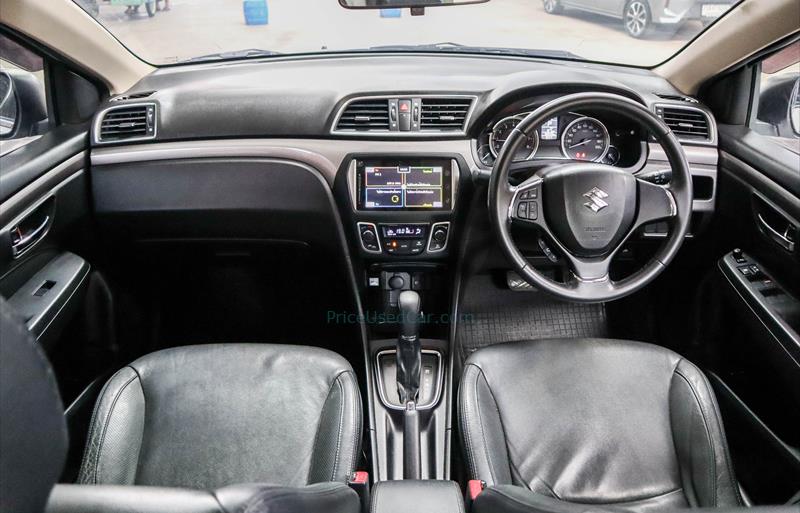 ขายรถเก๋งมือสอง-suzuki-ซูซูกิ-ciaz-ซีแอสซ์-รถปี2019-รหัส73305-11acdedb.jpg ขายรถเก๋งมือสอง-suzuki-ซูซูกิ-ciaz-ซีแอสซ์-รถปี2019-รหัส73305-11acdedb.jpg