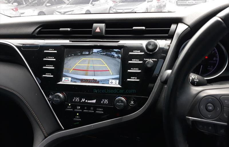 ขายรถเก๋งมือสอง-toyota-โตโยต้า-camry-คัมรี่-รถปี2019-รหัส73321-68f73f6e.jpg ขายรถเก๋งมือสอง-toyota-โตโยต้า-camry-คัมรี่-รถปี2019-รหัส73321-68f73f6e.jpg