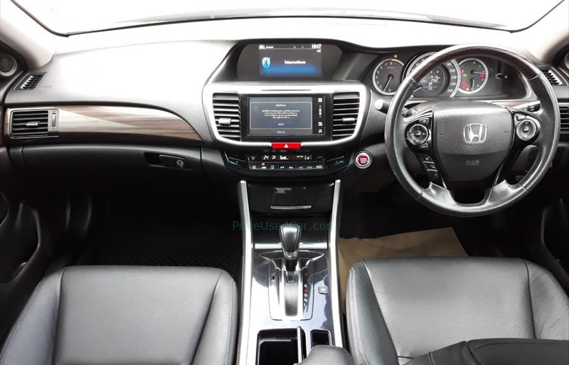 ขายรถเก๋งมือสอง-honda-ฮอนด้า-accord-แอคคอร์ด-รถปี2018-รหัส73348-2e8d1e2d.jpg ขายรถเก๋งมือสอง-honda-ฮอนด้า-accord-แอคคอร์ด-รถปี2018-รหัส73348-2e8d1e2d.jpg