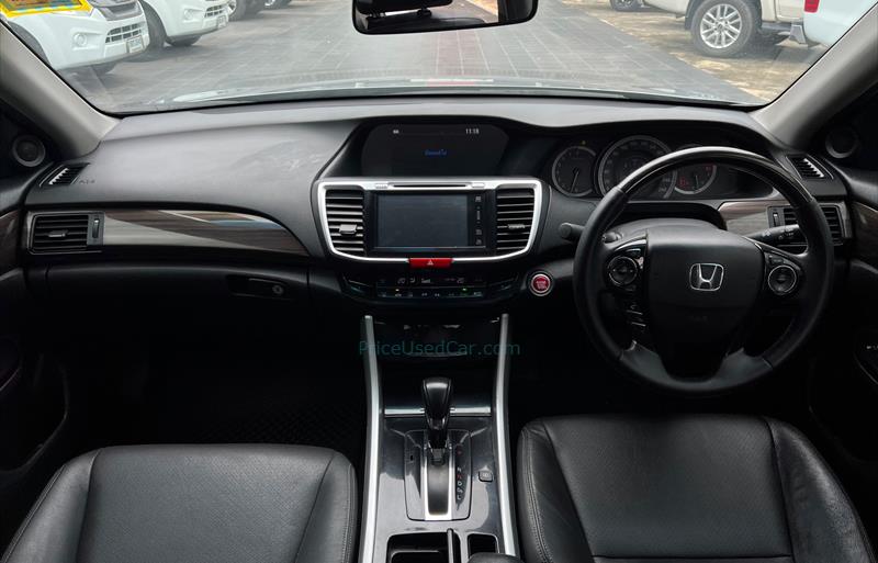ขายรถเก๋งมือสอง-honda-ฮอนด้า-accord-แอคคอร์ด-รถปี2018-รหัส73351-4cc32787.jpg ขายรถเก๋งมือสอง-honda-ฮอนด้า-accord-แอคคอร์ด-รถปี2018-รหัส73351-4cc32787.jpg