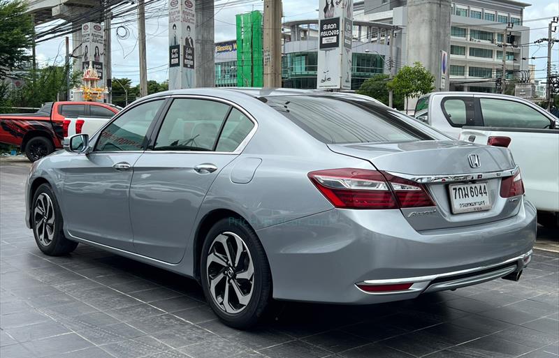ขายรถเก๋งมือสอง-honda-ฮอนด้า-accord-แอคคอร์ด-รถปี2018-รหัส73351-c1cce35a.jpg ขายรถเก๋งมือสอง-honda-ฮอนด้า-accord-แอคคอร์ด-รถปี2018-รหัส73351-c1cce35a.jpg