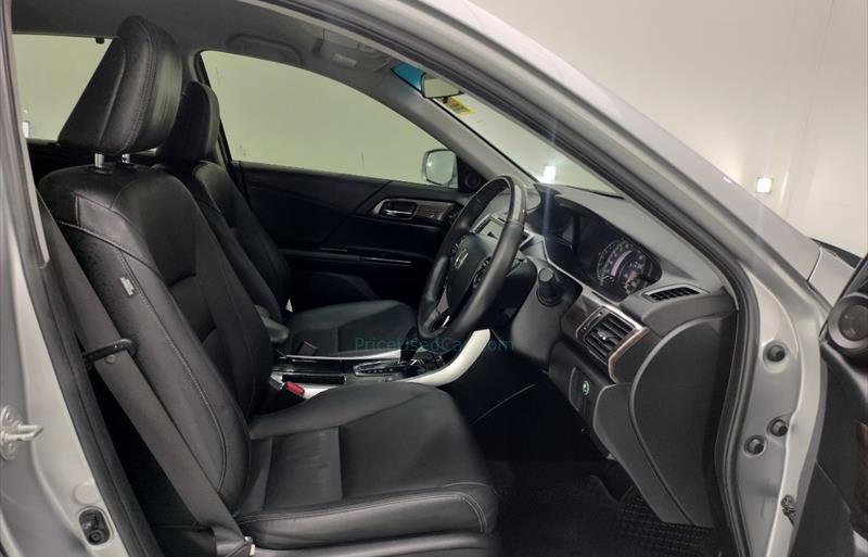 ขายรถเก๋งมือสอง-honda-ฮอนด้า-accord-แอคคอร์ด-รถปี2019-รหัส73354-cf333e2c.jpg ขายรถเก๋งมือสอง-honda-ฮอนด้า-accord-แอคคอร์ด-รถปี2019-รหัส73354-cf333e2c.jpg