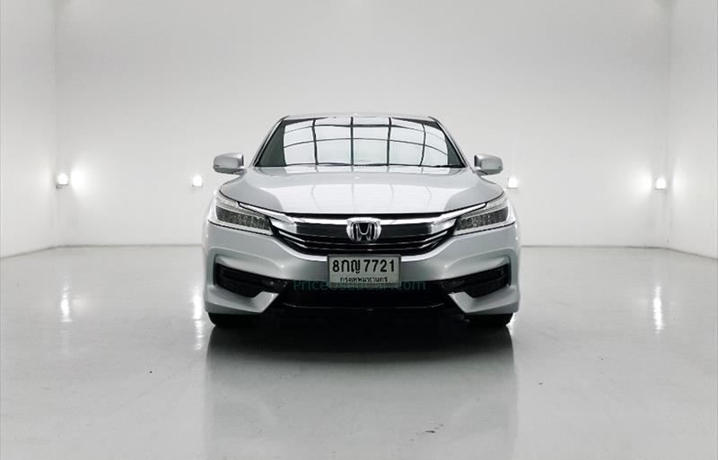 ขายรถเก๋งมือสอง honda accord รถปี2019 รหัส 73354 รูปที่2