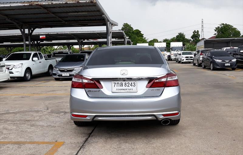 ขายรถเก๋งมือสอง honda accord รถปี2018 รหัส 73369 รูปที่4