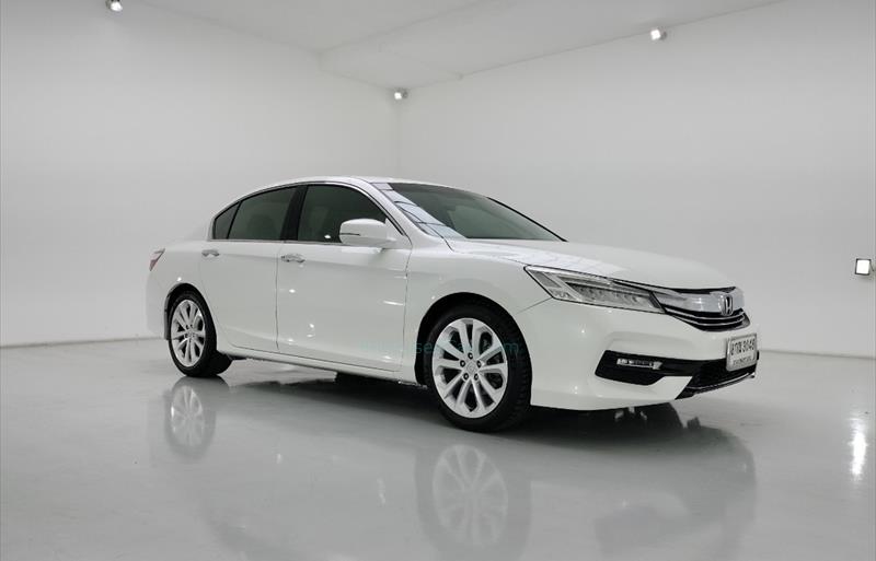 ขายรถเก๋งมือสอง-honda-ฮอนด้า-accord-แอคคอร์ด-รถปี2019-รหัส73373-3ef317d6.jpg ขายรถเก๋งมือสอง-honda-ฮอนด้า-accord-แอคคอร์ด-รถปี2019-รหัส73373-3ef317d6.jpg