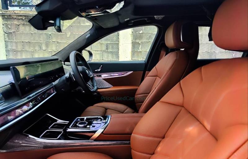 ขายรถเก๋งมือสอง-bmw-บีเอ็มดับบลิว-i8-ไอ8-รถปี2023-รหัส73390-b8ee0856.jpg ขายรถเก๋งมือสอง-bmw-บีเอ็มดับบลิว-i8-ไอ8-รถปี2023-รหัส73390-b8ee0856.jpg