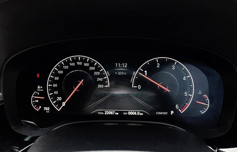 ขายรถเก๋งมือสอง-bmw-บีเอ็มดับบลิว-520d-ห้าสองศูนย์ดี-รถปี2020-รหัส73396-c49a5617.jpg ขายรถเก๋งมือสอง-bmw-บีเอ็มดับบลิว-520d-ห้าสองศูนย์ดี-รถปี2020-รหัส73396-c49a5617.jpg