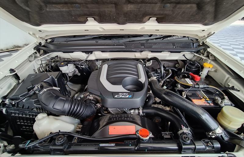 ขายรถอเนกประสงค์มือสอง isuzu mu-x รถปี2019 รหัส 73427 รูปที่10 ขายรถอเนกประสงค์มือสอง isuzu mu-x รถปี2019 รหัส 73427 รูปที่10