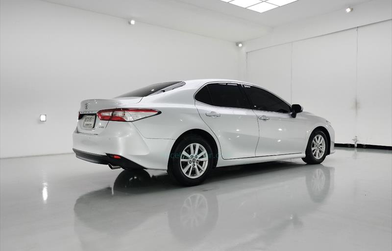 ขายรถเก๋งมือสอง-toyota-โตโยต้า-camry-คัมรี่-รถปี2019-รหัส73467-fd2a4cb1.jpg ขายรถเก๋งมือสอง-toyota-โตโยต้า-camry-คัมรี่-รถปี2019-รหัส73467-fd2a4cb1.jpg