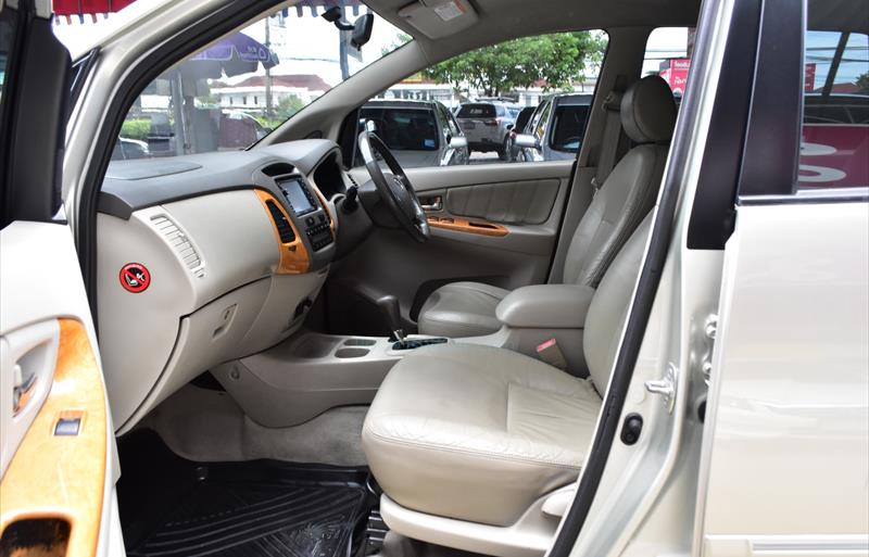 ขายรถตู้มือสอง toyota innova รถปี2010 รหัส 73474 รูปที่7