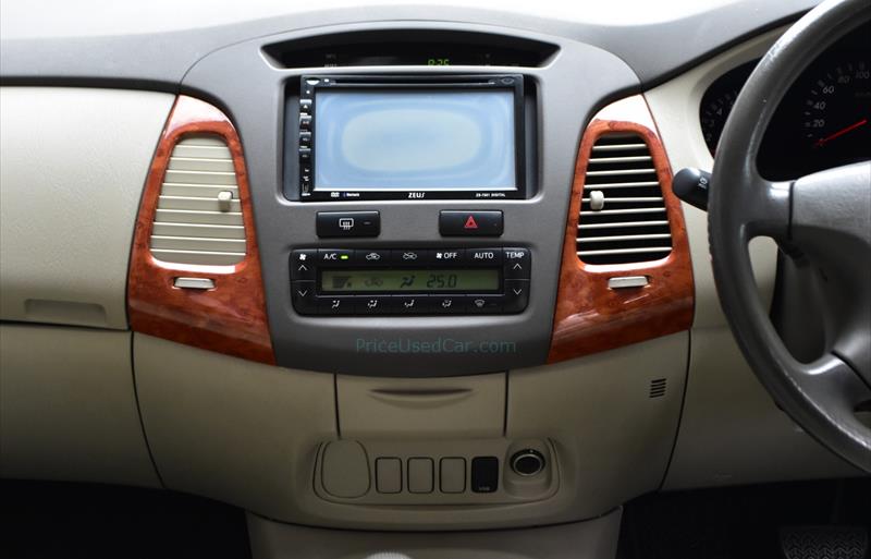 ขายรถตู้มือสอง-toyota-โตโยต้า-innova-อินโนวา-รถปี2010-รหัส73475-74f43132.jpg ขายรถตู้มือสอง-toyota-โตโยต้า-innova-อินโนวา-รถปี2010-รหัส73475-74f43132.jpg