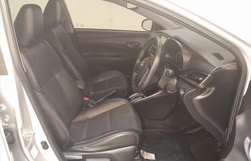 ขายรถเก๋งมือสอง-toyota-โตโยต้า-yaris-ativ-ยาริส-เอทิฟ-รถปี2020-รหัส73492-73cdbbd3.jpg ขายรถเก๋งมือสอง-toyota-โตโยต้า-yaris-ativ-ยาริส-เอทิฟ-รถปี2020-รหัส73492-73cdbbd3.jpg