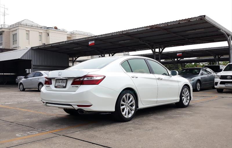 ขายรถเก๋งมือสอง-honda-ฮอนด้า-accord-แอคคอร์ด-รถปี2017-รหัส73513-1f7e9c50.jpg ขายรถเก๋งมือสอง-honda-ฮอนด้า-accord-แอคคอร์ด-รถปี2017-รหัส73513-1f7e9c50.jpg