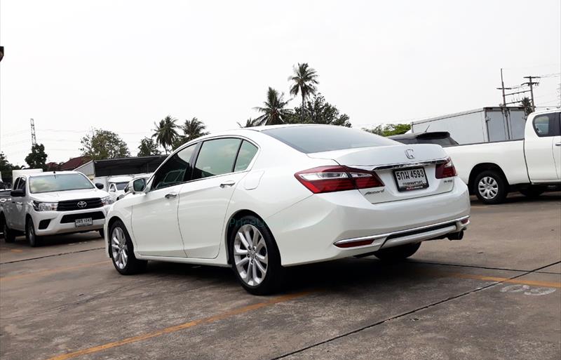 ขายรถเก๋งมือสอง-honda-ฮอนด้า-accord-แอคคอร์ด-รถปี2017-รหัส73513-a8843606.jpg ขายรถเก๋งมือสอง-honda-ฮอนด้า-accord-แอคคอร์ด-รถปี2017-รหัส73513-a8843606.jpg