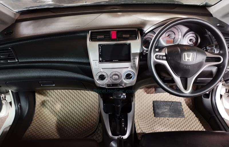 ขายรถเก๋งมือสอง-honda-ฮอนด้า-city-ซิตี้-รถปี2011-รหัส73552-39e50d33.jpg ขายรถเก๋งมือสอง-honda-ฮอนด้า-city-ซิตี้-รถปี2011-รหัส73552-39e50d33.jpg