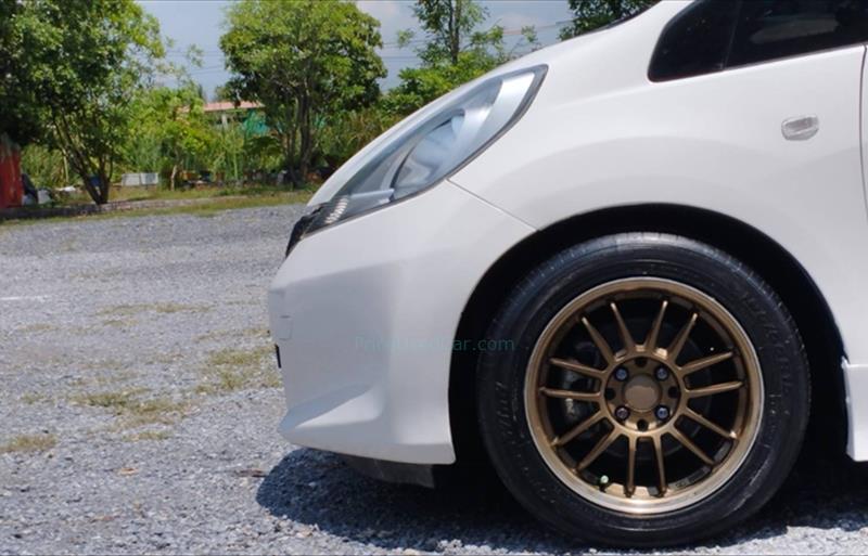 ขายรถเก๋งมือสอง-honda-ฮอนด้า-jazz-แจ๊ส-รถปี2013-รหัส73553-35bd2393.jpg ขายรถเก๋งมือสอง-honda-ฮอนด้า-jazz-แจ๊ส-รถปี2013-รหัส73553-35bd2393.jpg
