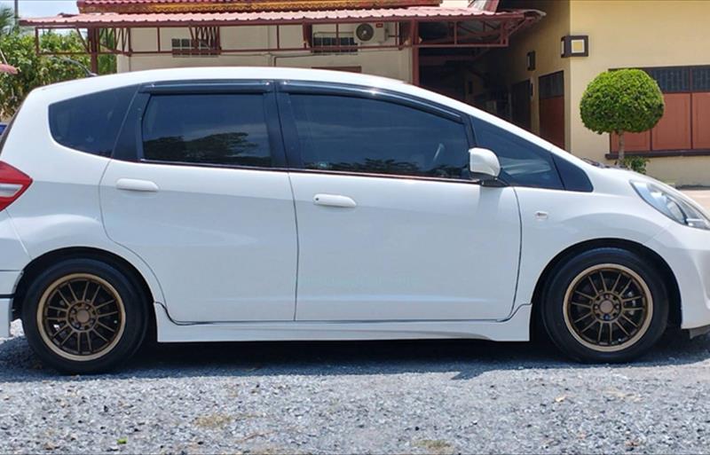 ขายรถเก๋งมือสอง honda jazz รถปี2013 รหัส 73553 รูปที่4