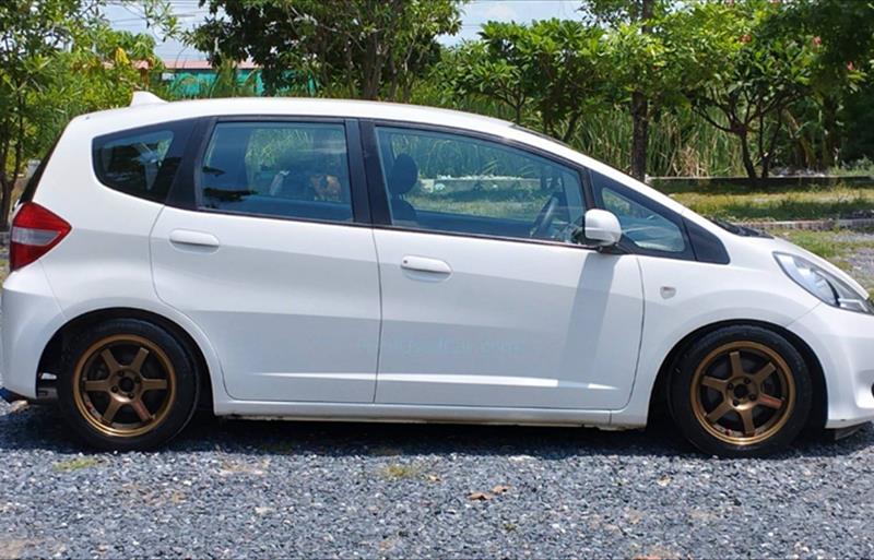 ขายรถเก๋งมือสอง-honda-ฮอนด้า-jazz-แจ๊ส-รถปี2012-รหัส73554-59204e0c.jpg ขายรถเก๋งมือสอง-honda-ฮอนด้า-jazz-แจ๊ส-รถปี2012-รหัส73554-59204e0c.jpg