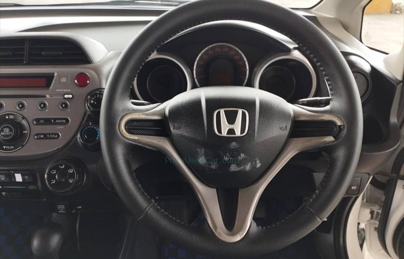 ขายรถเก๋งมือสอง-honda-ฮอนด้า-jazz-แจ๊ส-รถปี2012-รหัส73554-c59d54ac.jpg ขายรถเก๋งมือสอง-honda-ฮอนด้า-jazz-แจ๊ส-รถปี2012-รหัส73554-c59d54ac.jpg