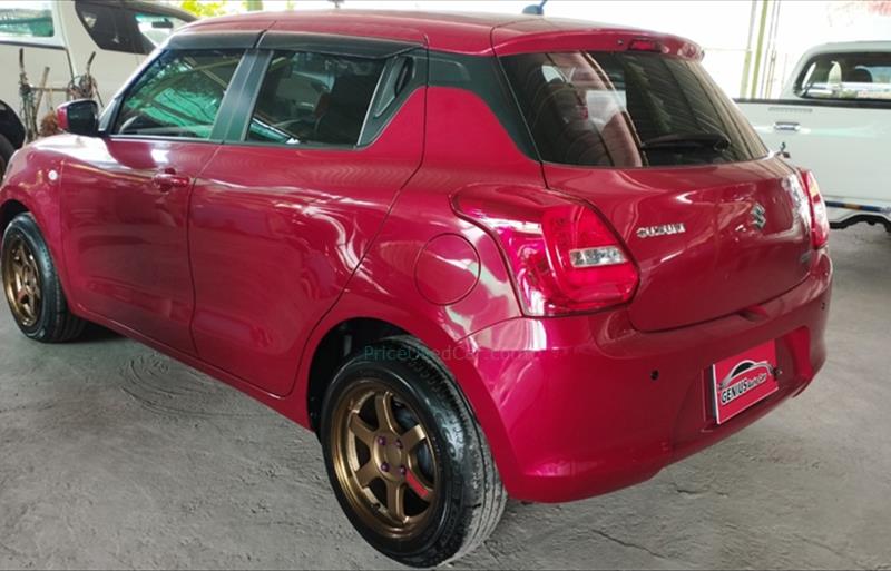 ขายรถเก๋งมือสอง-suzuki-ซูซูกิ-swift-สวิฟ-รถปี2022-รหัส73559-8539f4ca.jpg ขายรถเก๋งมือสอง-suzuki-ซูซูกิ-swift-สวิฟ-รถปี2022-รหัส73559-8539f4ca.jpg