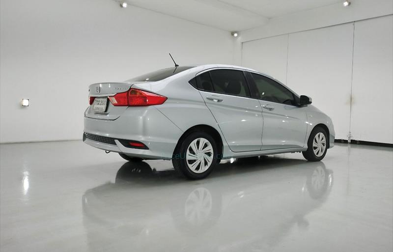 ขายรถเก๋งมือสอง-honda-ฮอนด้า-city-ซิตี้-รถปี2018-รหัส73576-0568a4d6.jpg ขายรถเก๋งมือสอง-honda-ฮอนด้า-city-ซิตี้-รถปี2018-รหัส73576-0568a4d6.jpg