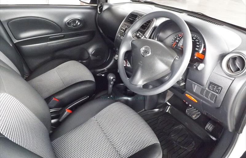 ขายรถเก๋งมือสอง-nissan-นิสสัน-march-มาร์ช-รถปี2022-รหัส73596-a8726df9.jpg ขายรถเก๋งมือสอง-nissan-นิสสัน-march-มาร์ช-รถปี2022-รหัส73596-a8726df9.jpg