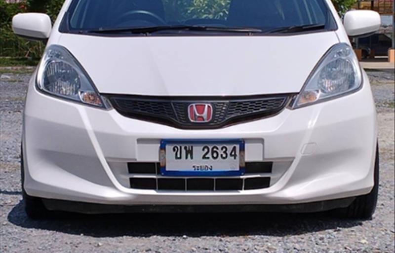 ขายรถเก๋งมือสอง honda jazz รถปี2013 รหัส 73611 รูปที่2