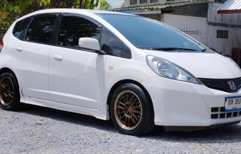 ขายรถเก๋งมือสอง honda jazz รถปี2013 รหัส 73611 รูปที่3