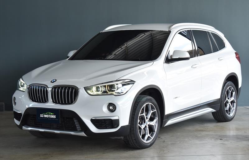 รถ SUV มือสอง  BMW X1 sDrive18d รถปี2018