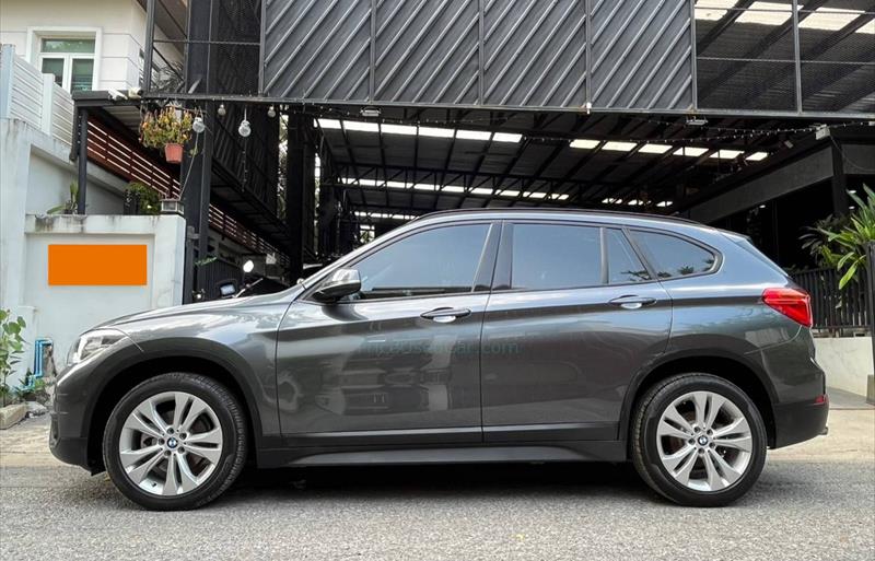 ขายรถ-suv-มือสอง-bmw-บีเอ็มดับบลิว-x1-เอ็กซ์1-รถปี2019-รหัส73631-03f89dc4.jpg ขายรถ-suv-มือสอง-bmw-บีเอ็มดับบลิว-x1-เอ็กซ์1-รถปี2019-รหัส73631-03f89dc4.jpg
