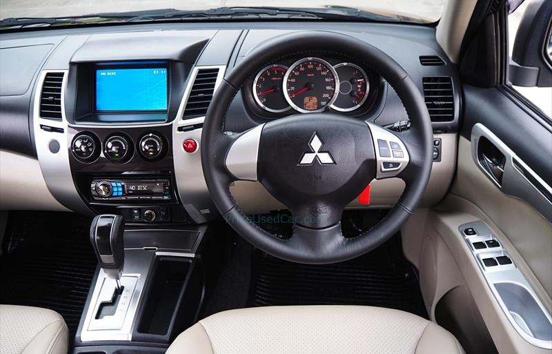 ขายรถ-suv-มือสอง-mitsubishi-มิตซูบิชิ-pajero-sport-ปาเจโร่-สปอร์ต-รถปี2011-รหัส73641-498b9331.jpg ขายรถ-suv-มือสอง-mitsubishi-มิตซูบิชิ-pajero-sport-ปาเจโร่-สปอร์ต-รถปี2011-รหัส73641-498b9331.jpg