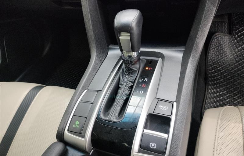 ขายรถเก๋งมือสอง-honda-ฮอนด้า-civic-ซีวิค-รถปี2018-รหัส73666-50c8dff2.jpg ขายรถเก๋งมือสอง-honda-ฮอนด้า-civic-ซีวิค-รถปี2018-รหัส73666-50c8dff2.jpg