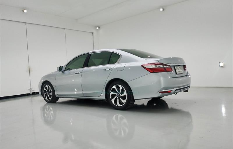 ขายรถเก๋งมือสอง honda accord รถปี2018 รหัส 73668 รูปที่3