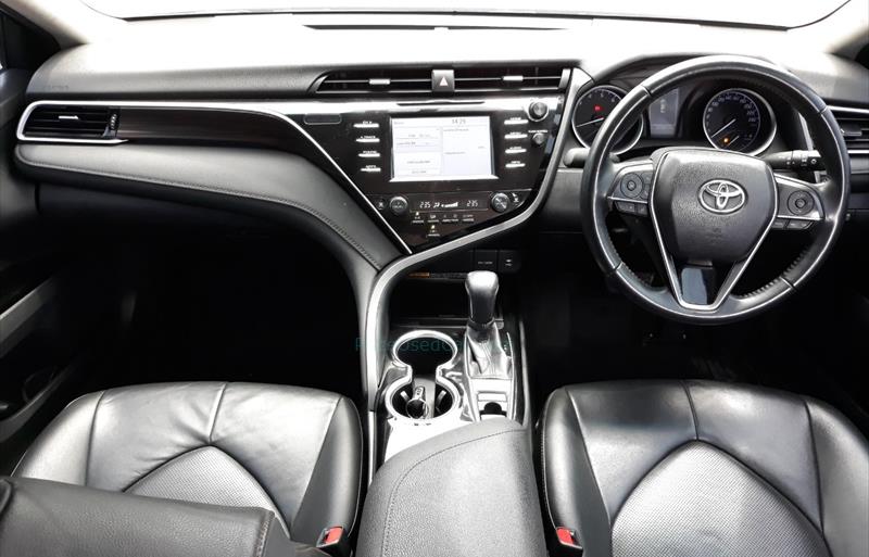 ขายรถเก๋งมือสอง-toyota-โตโยต้า-camry-คัมรี่-รถปี2019-รหัส73676-16348276.jpg ขายรถเก๋งมือสอง-toyota-โตโยต้า-camry-คัมรี่-รถปี2019-รหัส73676-16348276.jpg