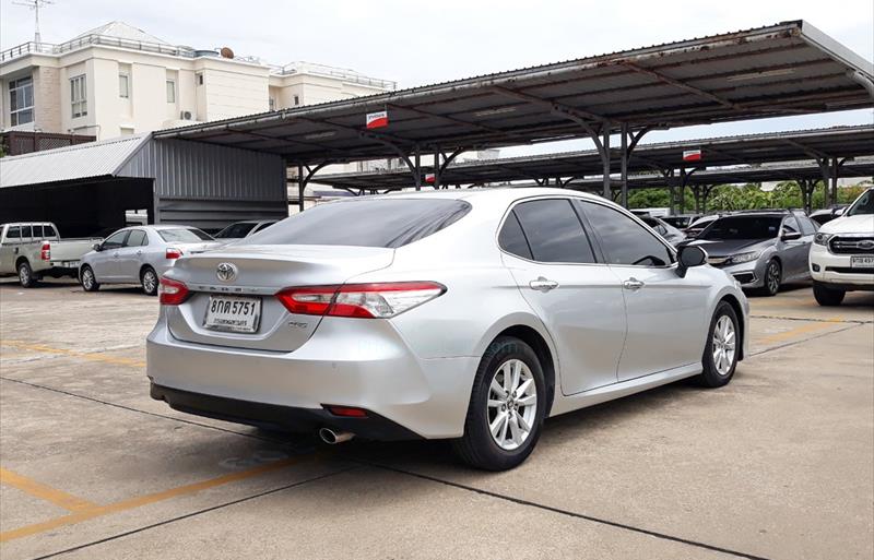 ขายรถเก๋งมือสอง toyota camry รถปี2019 รหัส 73676 รูปที่5