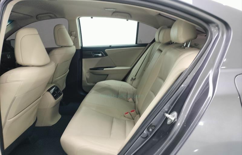 ขายรถเก๋งมือสอง-honda-ฮอนด้า-accord-แอคคอร์ด-รถปี2015-รหัส73681-54a143e4.jpg ขายรถเก๋งมือสอง-honda-ฮอนด้า-accord-แอคคอร์ด-รถปี2015-รหัส73681-54a143e4.jpg