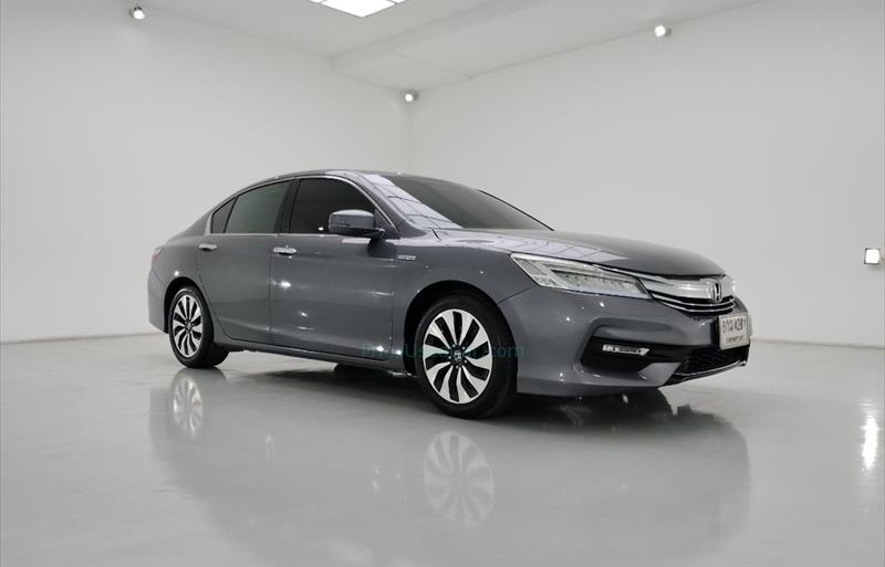 ขายรถเก๋งมือสอง honda accord รถปี2015 รหัส 73681 รูปที่5