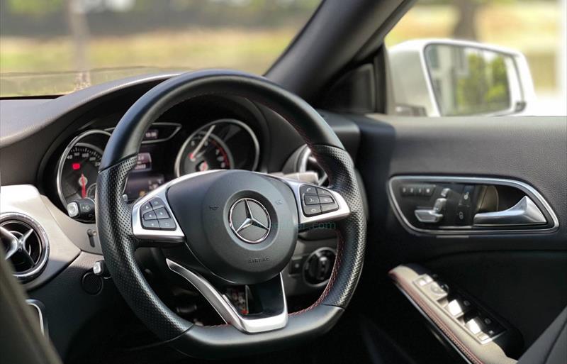 ขายรถเก๋งมือสอง-mercedes-benz-เมอร์เซเดสเบนซ์-cla250-amg-ซีแอลเอสองห้าศูนย์-เอเอ็มจี-รถปี2017-รหัส73759-aa1574e4.jpg ขายรถเก๋งมือสอง-mercedes-benz-เมอร์เซเดสเบนซ์-cla250-amg-ซีแอลเอสองห้าศูนย์-เอเอ็มจี-รถปี2017-รหัส73759-aa1574e4.jpg