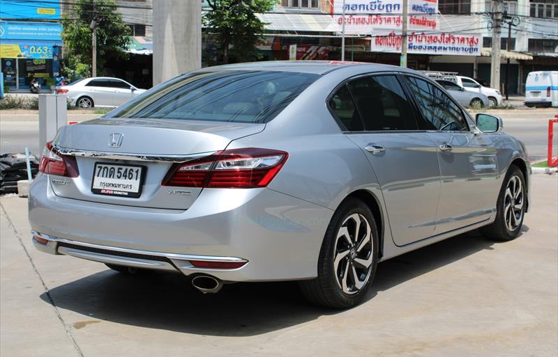 ขายรถเก๋งมือสอง-honda-ฮอนด้า-accord-แอคคอร์ด-รถปี2018-รหัส73830-667fd90e.jpg ขายรถเก๋งมือสอง-honda-ฮอนด้า-accord-แอคคอร์ด-รถปี2018-รหัส73830-667fd90e.jpg