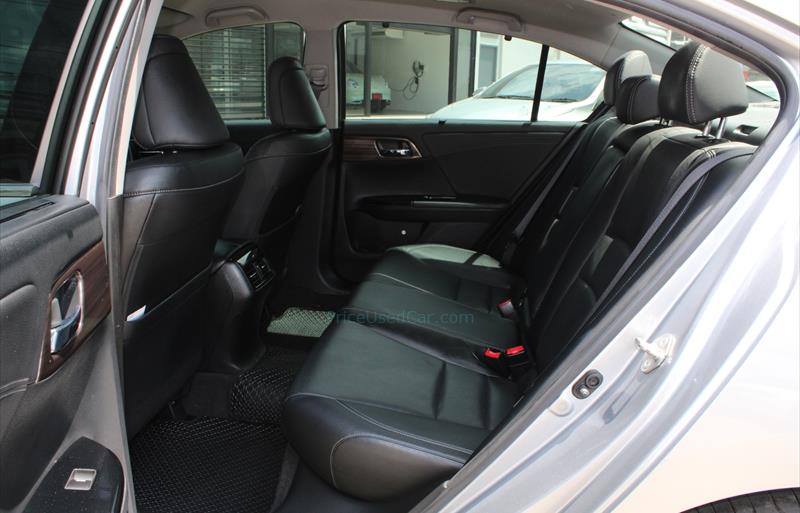ขายรถเก๋งมือสอง-honda-ฮอนด้า-accord-แอคคอร์ด-รถปี2018-รหัส73830-a9906cab.jpg ขายรถเก๋งมือสอง-honda-ฮอนด้า-accord-แอคคอร์ด-รถปี2018-รหัส73830-a9906cab.jpg